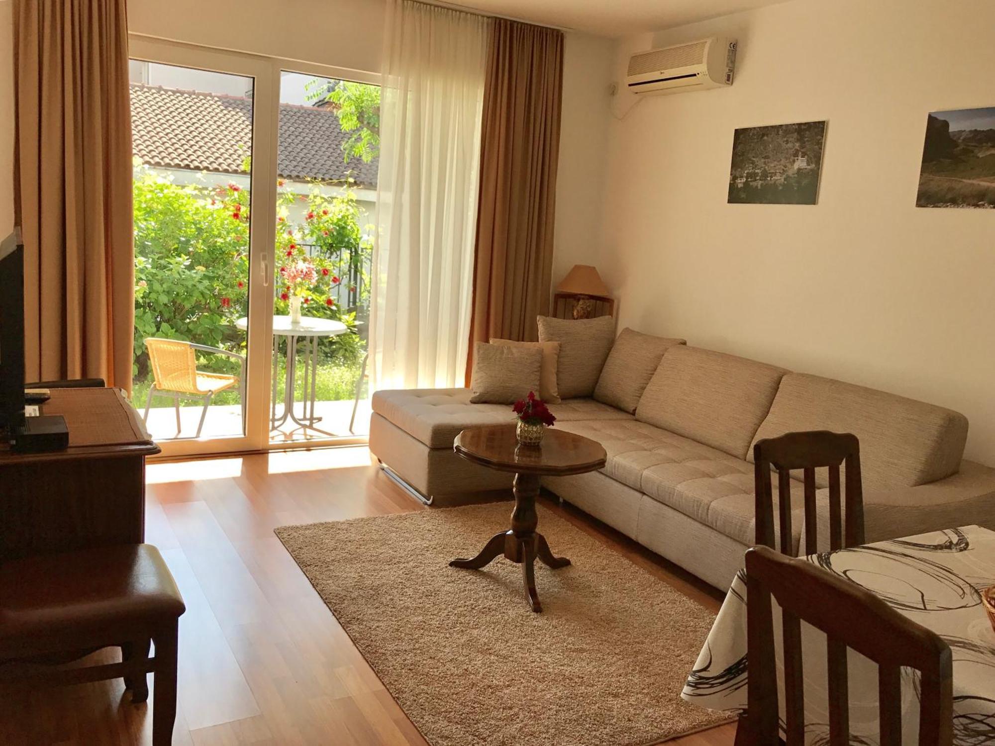 Apartments Luka Budva Bagian luar foto