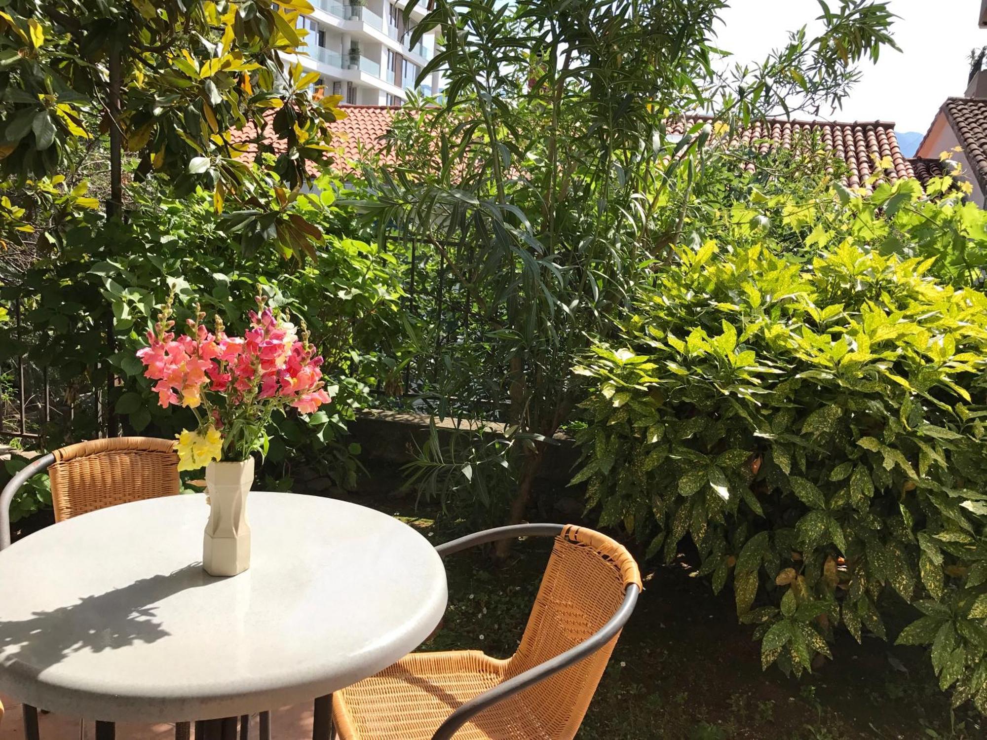 Apartments Luka Budva Bagian luar foto