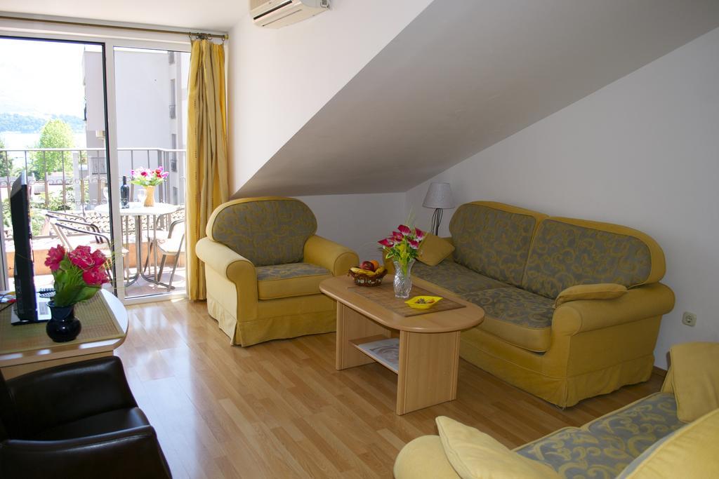 Apartments Luka Budva Bagian luar foto
